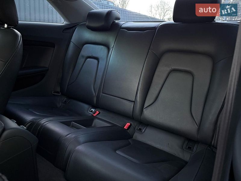 Купе Audi A5 2012 в Києві