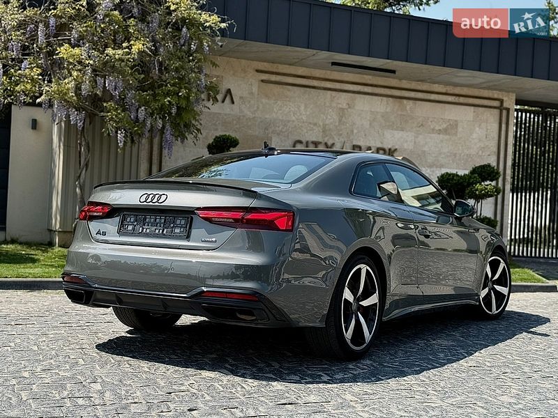 Купе Audi A5 2022 в Львове
