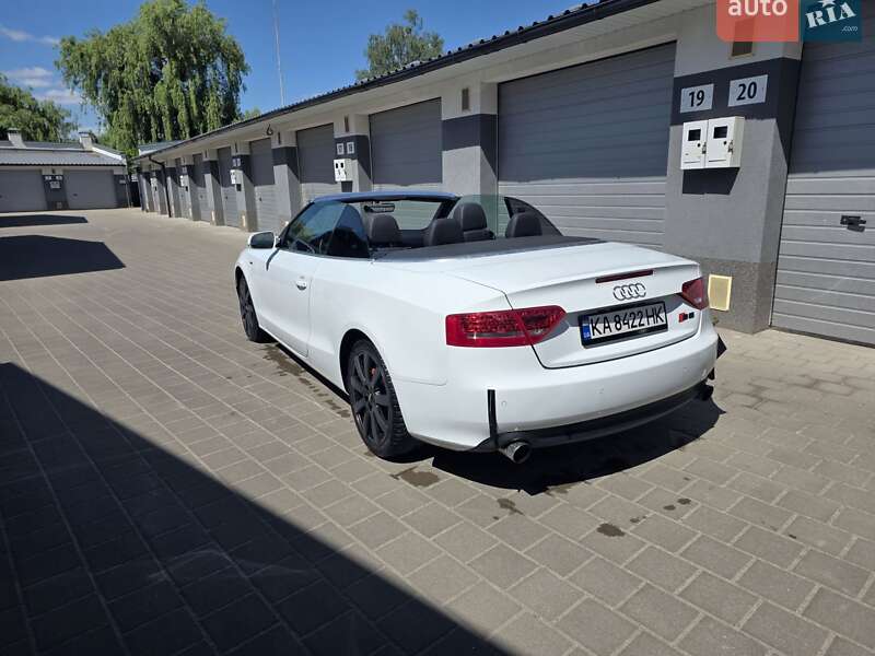 Кабриолет Audi A5 2012 в Житомире