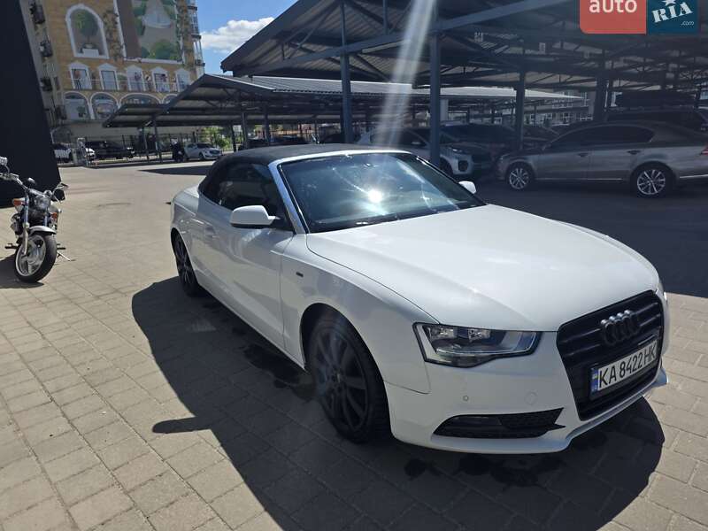 Кабриолет Audi A5 2012 в Житомире