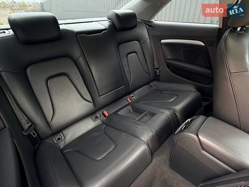 Купе Audi A5 2013 в Киеве