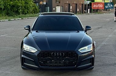 Купе Audi A5 2017 в Киеве