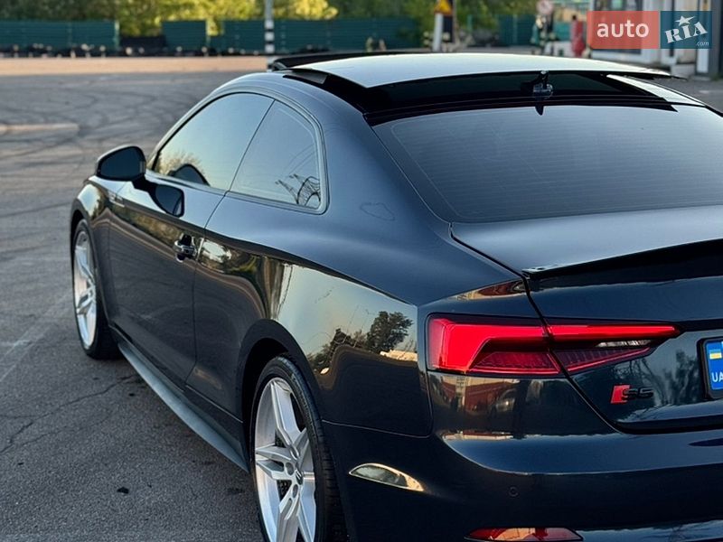 Купе Audi A5 2017 в Киеве