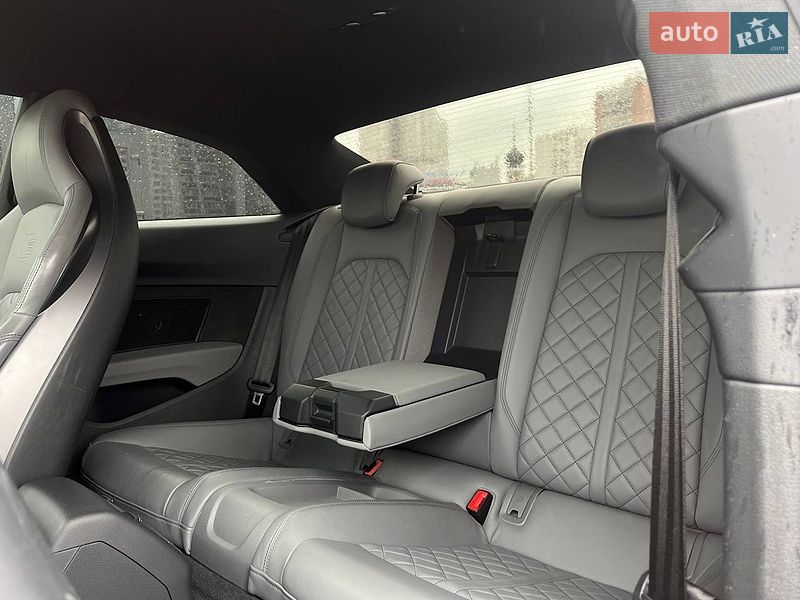 Купе Audi A5 2019 в Киеве