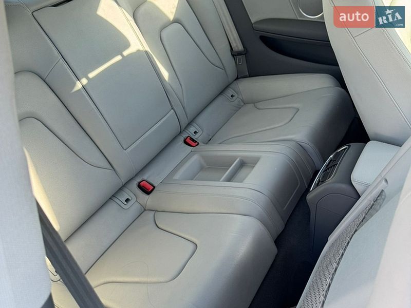 Купе Audi A5 2015 в Києві фото 11 Купе Audi A5 2015 в Києві
