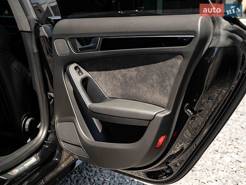 Купе Audi A5 2011 в Черновцах