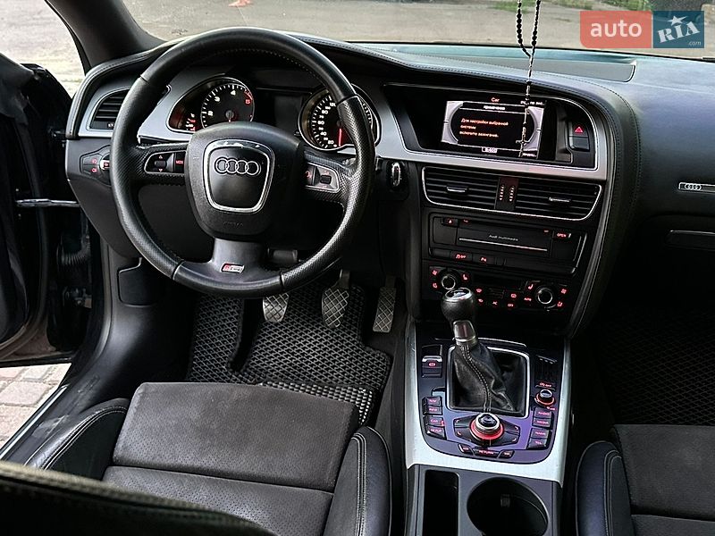 Купе Audi A5 2011 в Івано-Франківську