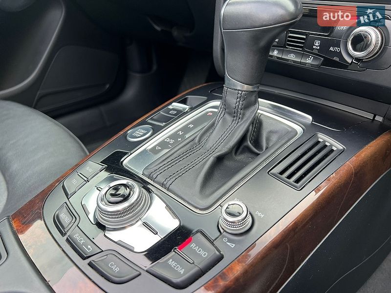 Кабриолет Audi A5 2012 в Днепре