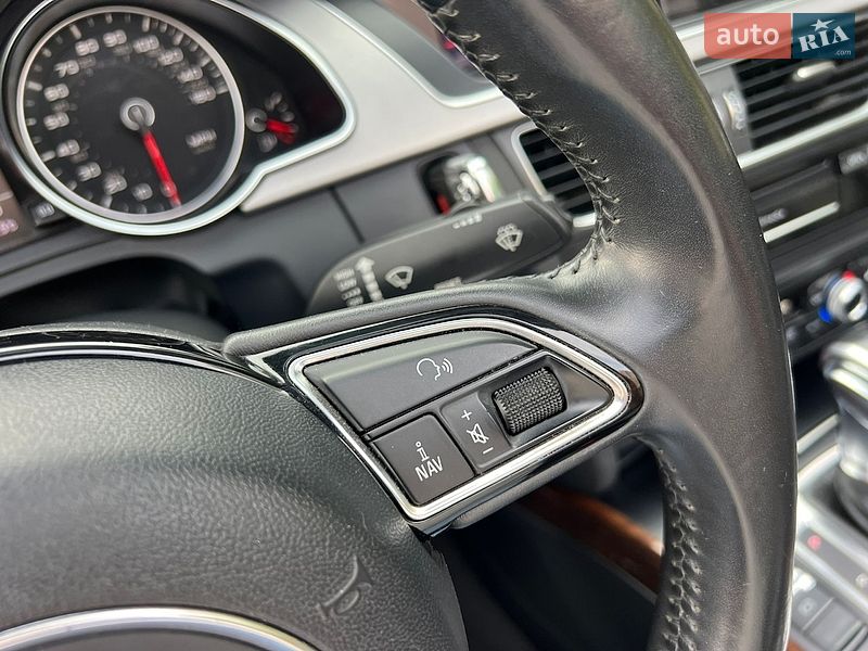 Кабриолет Audi A5 2012 в Днепре