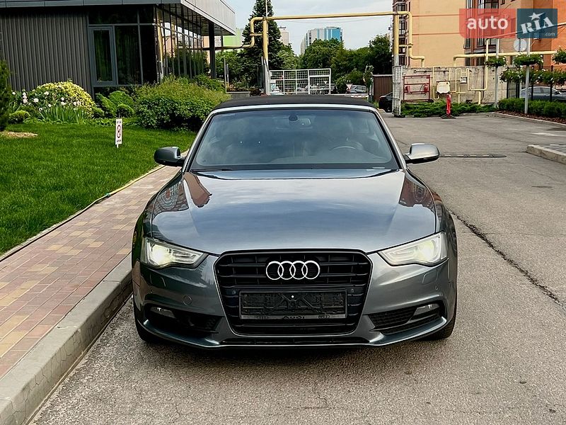Кабриолет Audi A5 2012 в Днепре