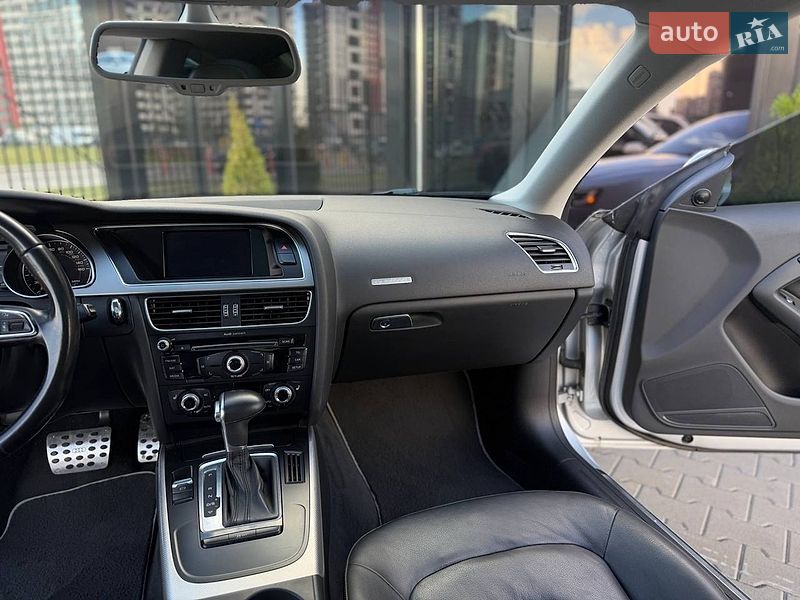 Купе Audi A5 2012 в Києві