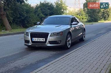 Купе Audi A5 2010 в Киеве