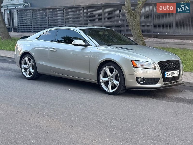 Купе Audi A5 2010 в Киеве