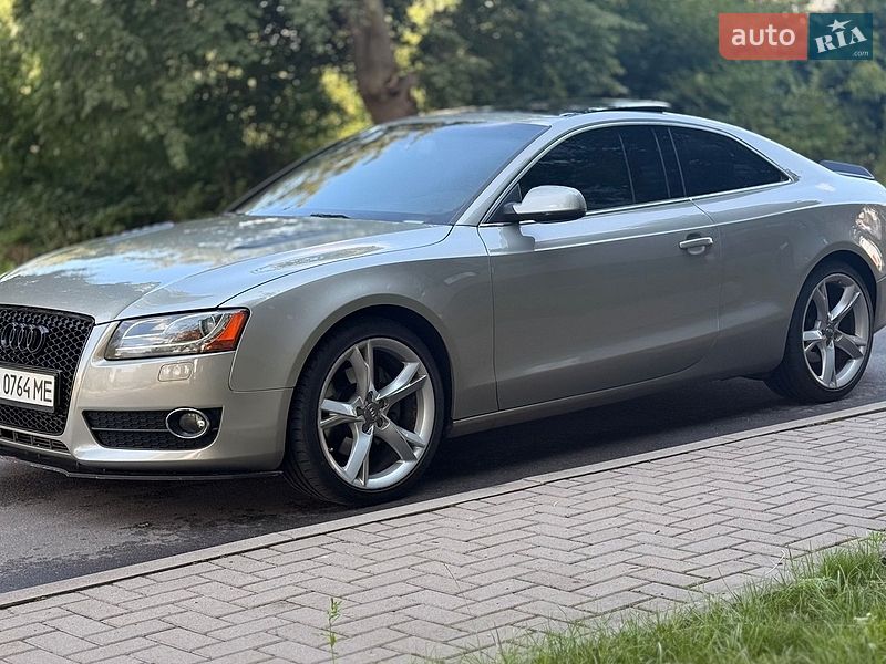 Купе Audi A5 2010 в Киеве