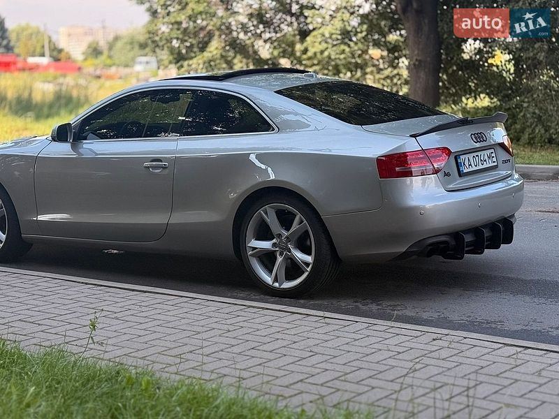Купе Audi A5 2010 в Киеве