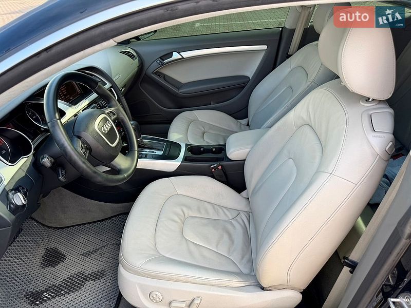 Купе Audi A5 2011 в Одесі