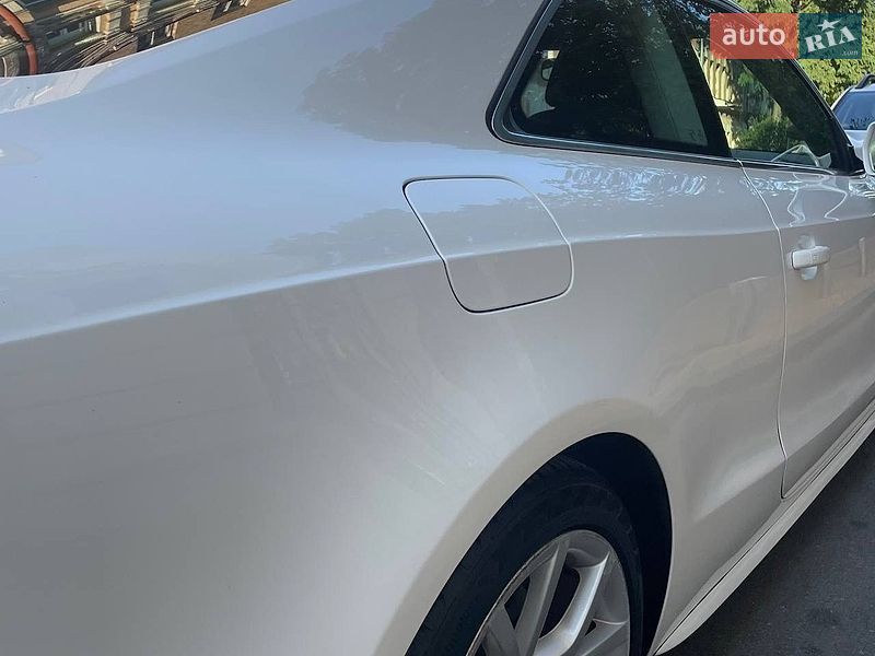 Купе Audi A5 2010 в Киеве