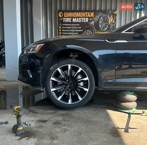 Купе Audi A5 2018 в Львове
