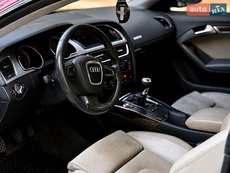 Купе Audi A5 2007 в Черновцах