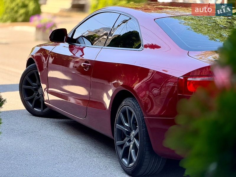 Купе Audi A5 2007 в Черновцах