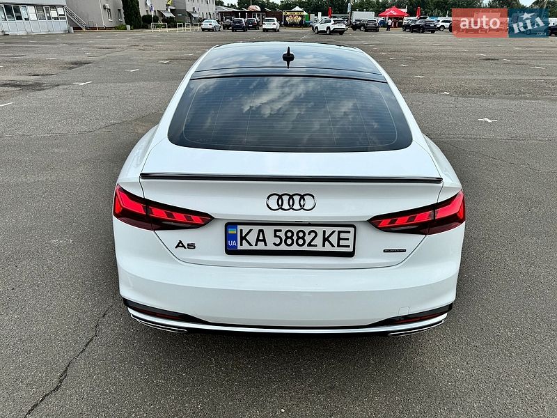 Лифтбек Audi A5 2020 в Киеве