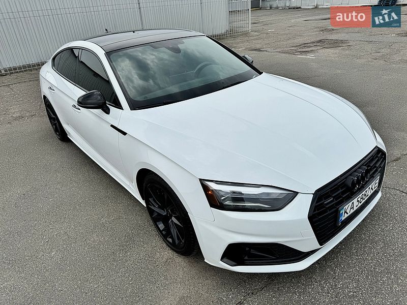 Лифтбек Audi A5 2020 в Киеве