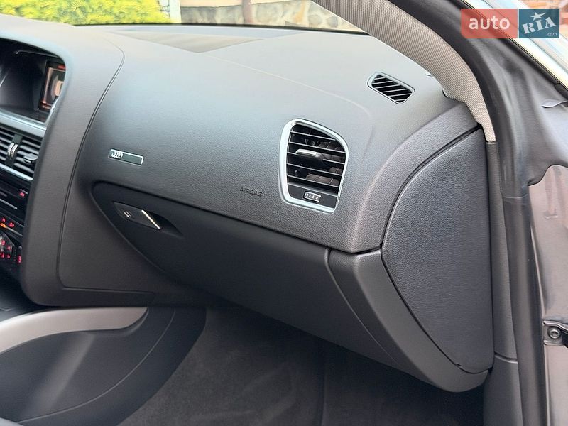 Купе Audi A5 2014 в Стрию