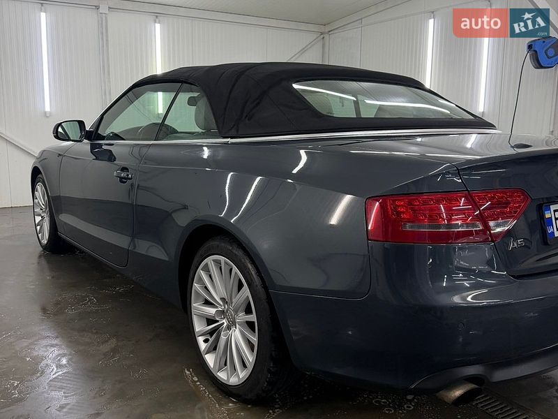 Кабриолет Audi A5 2010 в Лановцах