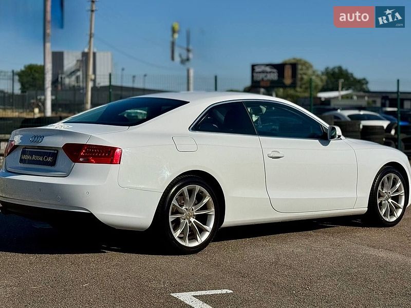 Купе Audi A5 2013 в Киеве