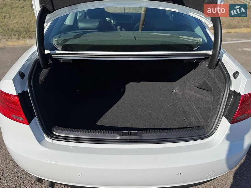 Купе Audi A5 2013 в Киеве