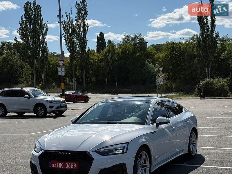 Лифтбек Audi A5 2021 в Киеве