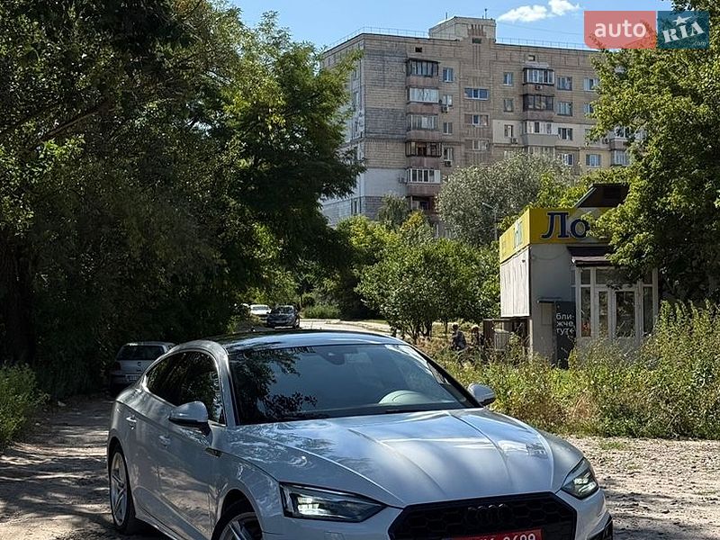 Лифтбек Audi A5 2021 в Киеве
