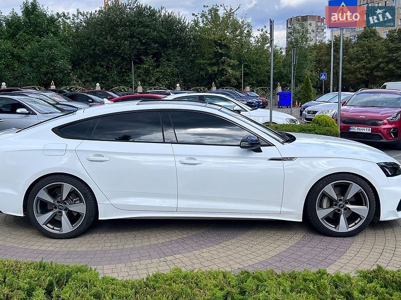 Ліфтбек Audi A5 2020 в Львові