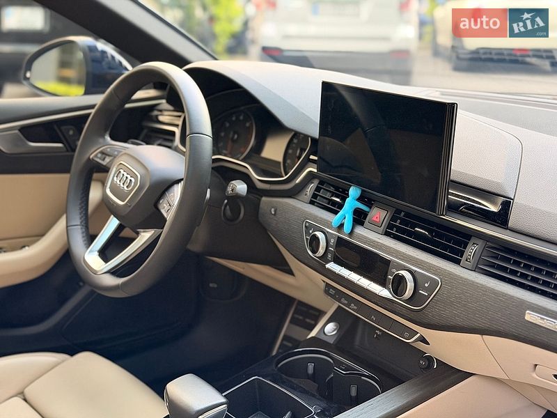 Лифтбек Audi A5 2023 в Киеве