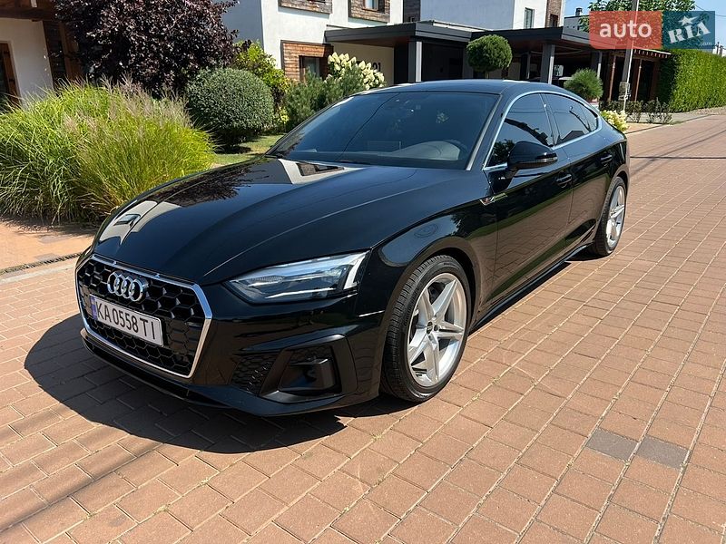 Лифтбек Audi A5 2021 в Киеве
