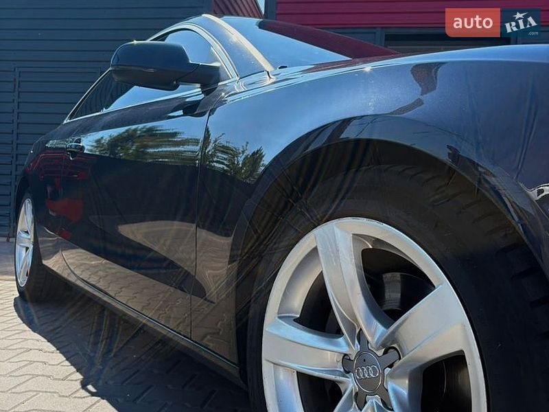 Купе Audi A5 2013 в Киеве