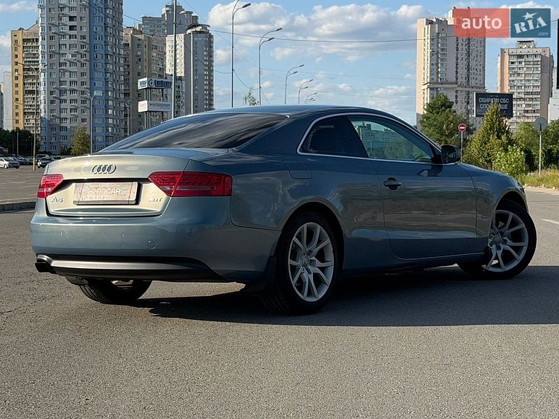 Купе Audi A5 2009 в Києві
