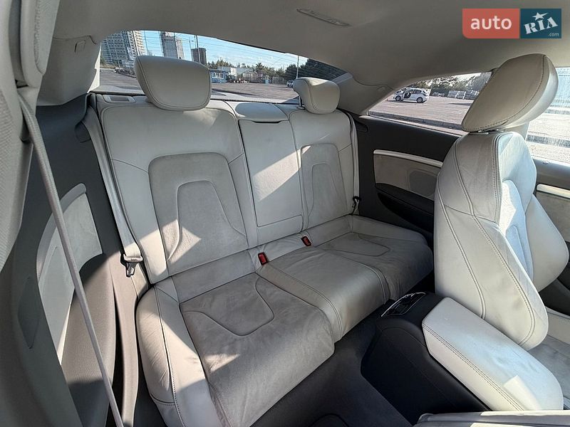 Купе Audi A5 2009 в Києві