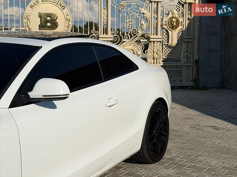 Купе Audi A5 2013 в Киеве