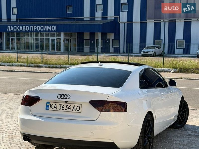 Купе Audi A5 2013 в Киеве