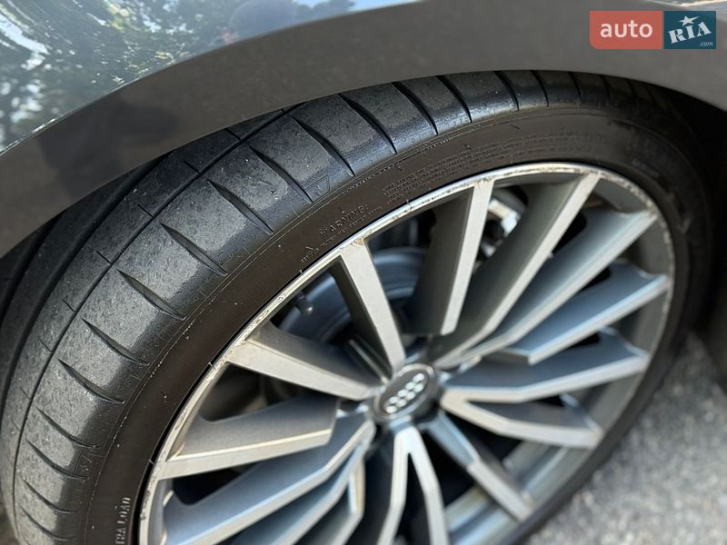 Купе Audi A5 2018 в Киеве