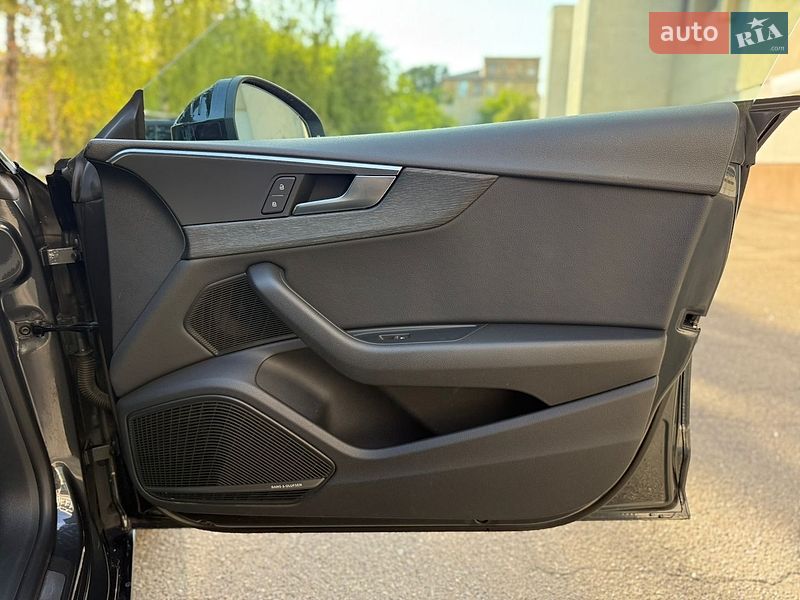 Купе Audi A5 2018 в Киеве