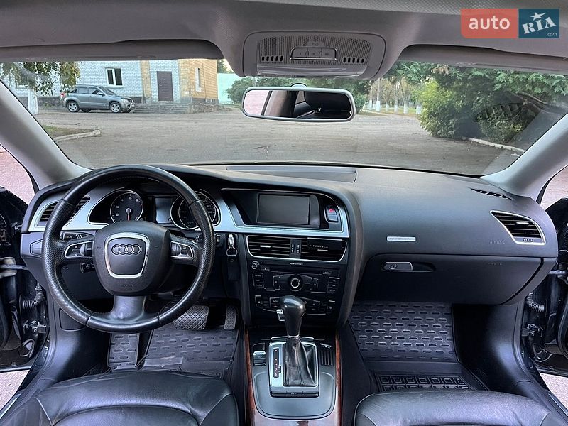 Купе Audi A5 2011 в Смеле