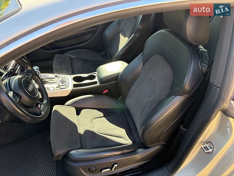 Купе Audi A5 2012 в Киеве