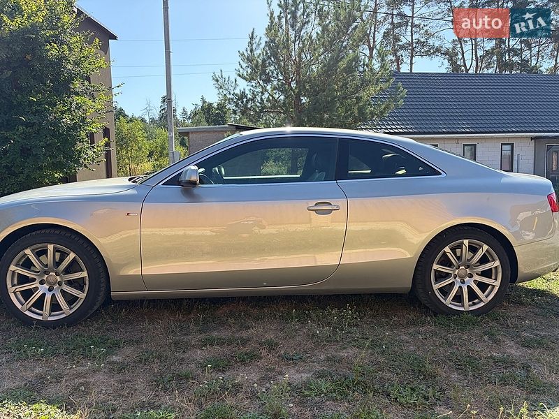 Купе Audi A5 2012 в Киеве