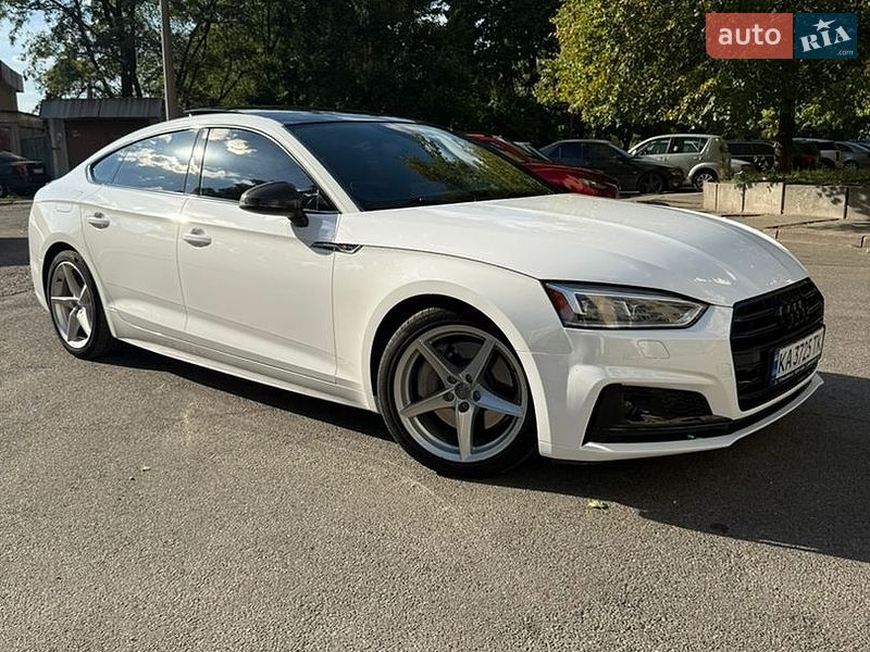 Лифтбек Audi A5 2019 в Киеве