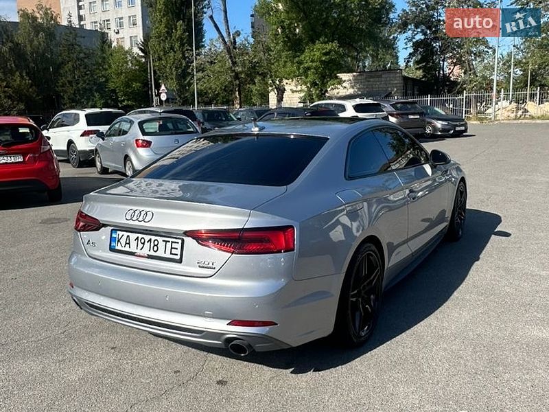 Купе Audi A5 2017 в Києві