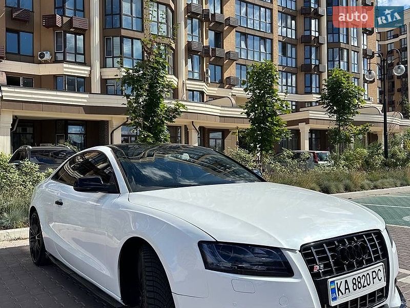 Audi A5 2010 Audi A5 2010