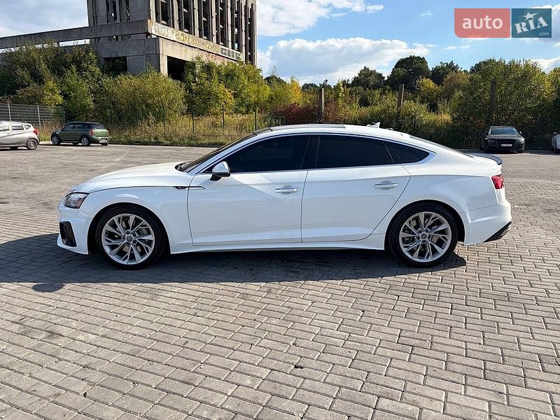 Лифтбек Audi A5 2020 в Львове