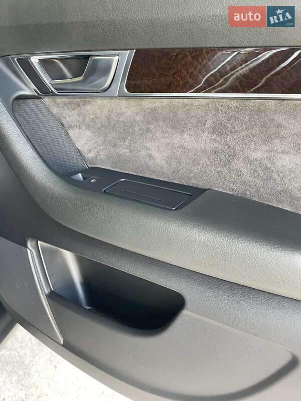 Универсал Audi A6 Allroad 2011 в Первомайске
